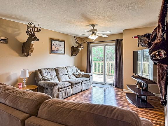 5th image of 10624 Millstone Dr