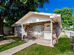 2103 S Trinity St, San Antonio, TX 78207