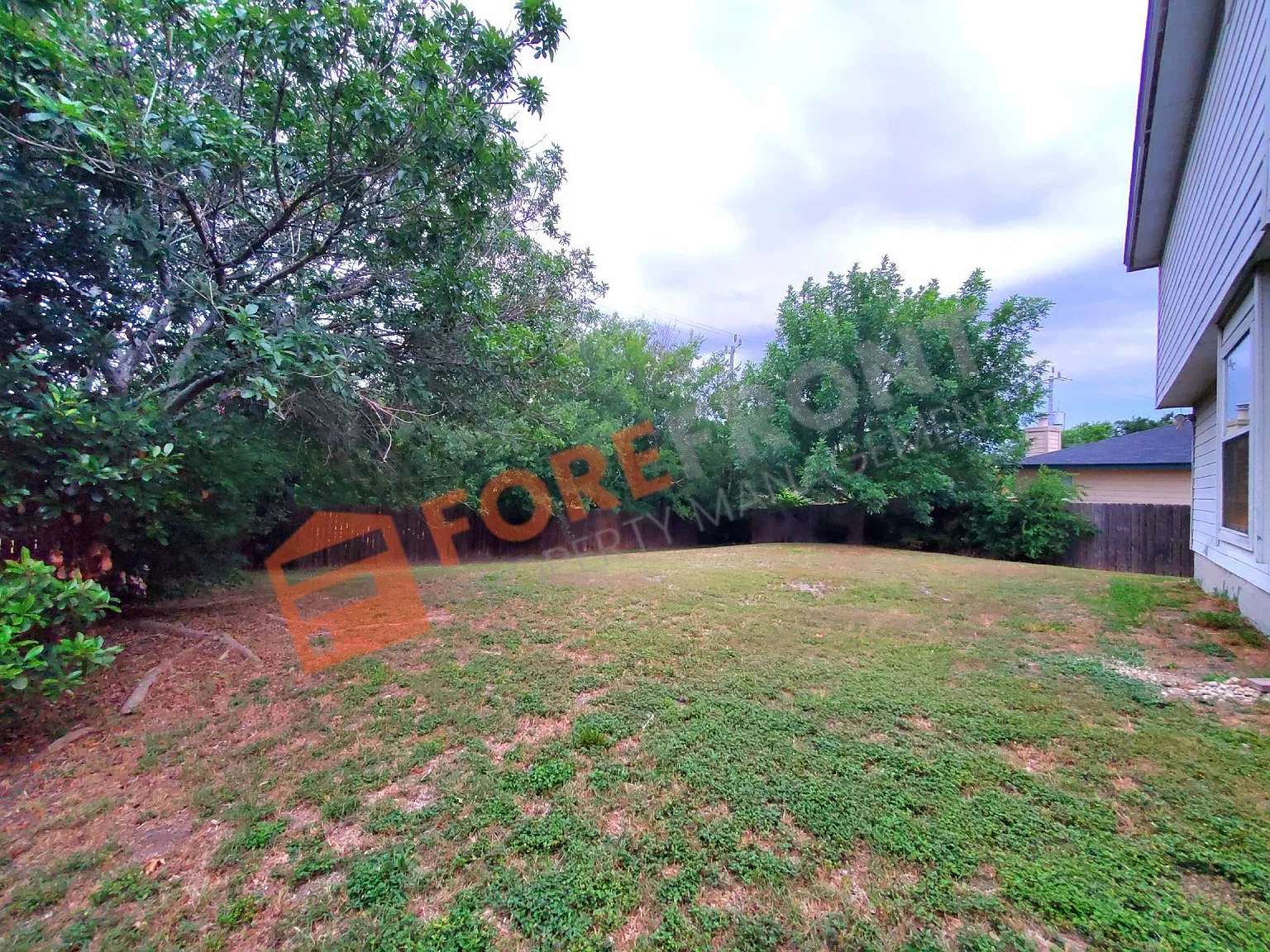 602 Leopard Hollow — Photo 3