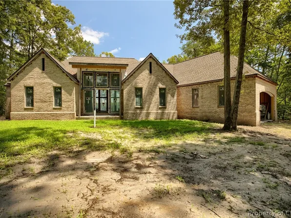12403 Elizabeth Curtis Ln, Gloucester, VA 23061