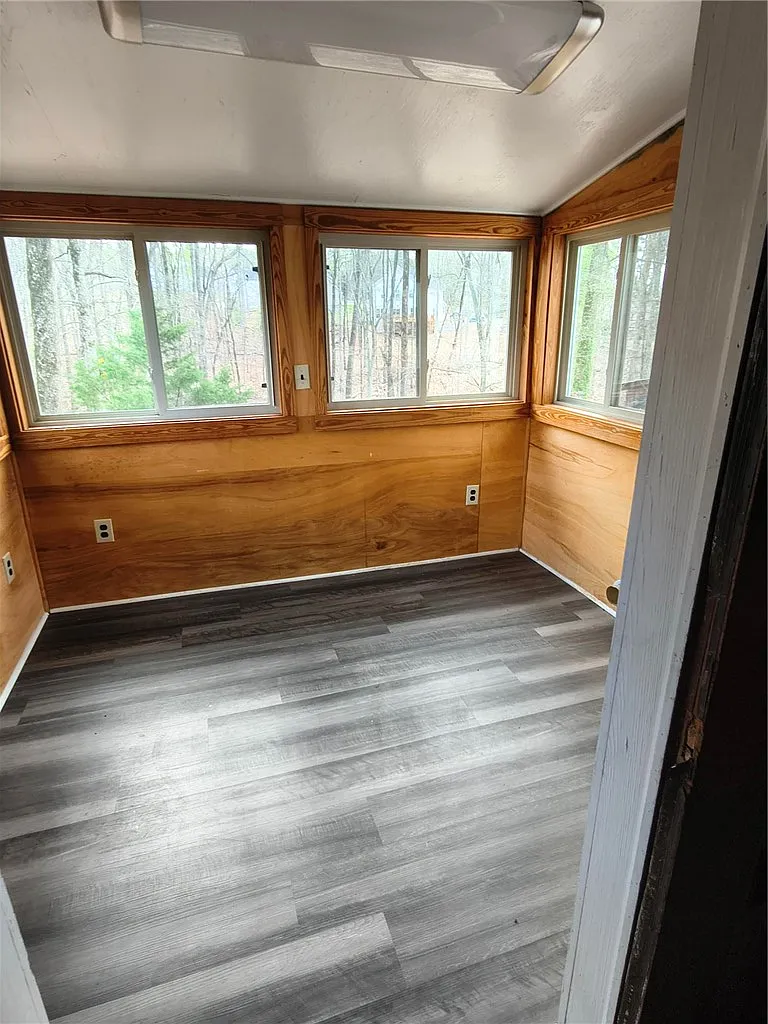 4 bed, 2.0 bath, $2,000 — Photo 3