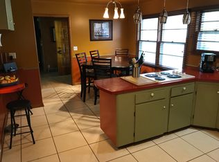 1111 S 9th St, Rogers, AR 72756