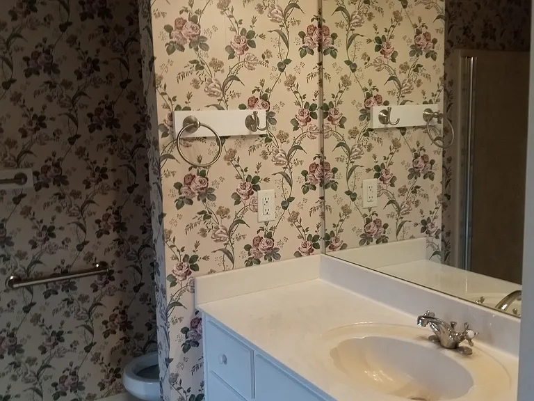1281 Katie Ln — Photo 10