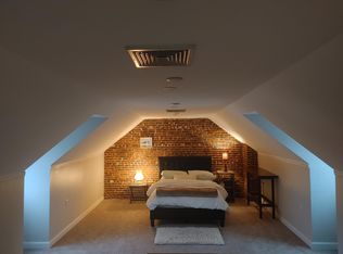 69 Middle St #B, Manchester, NH 03101