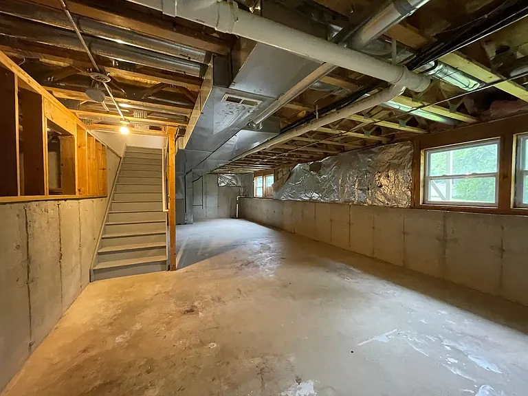 649 Linda Ct — Photo 11