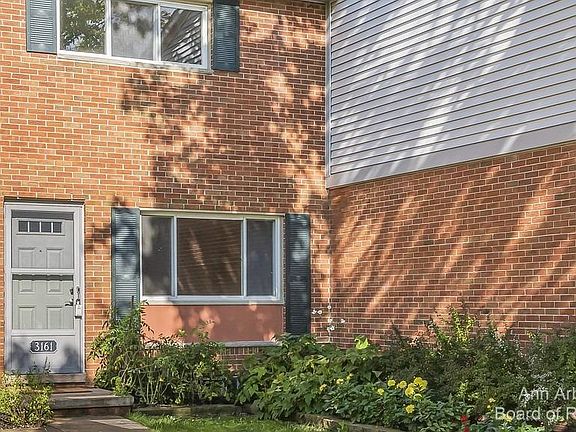 2nd image of 3161 Wolverine Dr