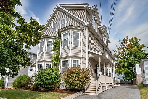 123 Russell St #1 Photo 1