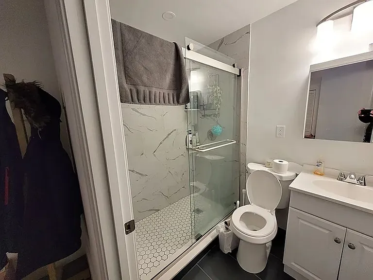 1408 Beacon St #3 — Photo 11