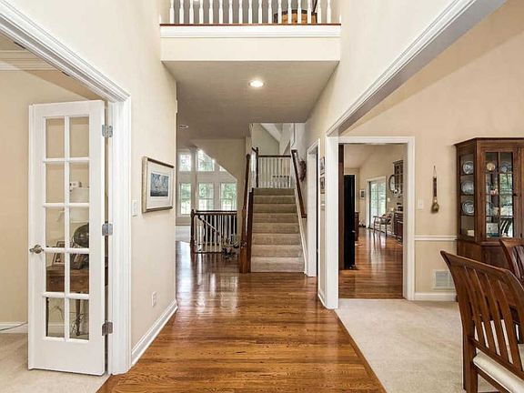 3rd image of 5753 Bonaly Ct