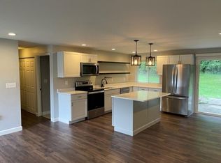 3098 Stanwin Pl, Cincinnati, OH 45241