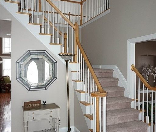 3rd image of 7414 Cherry Hill Ln