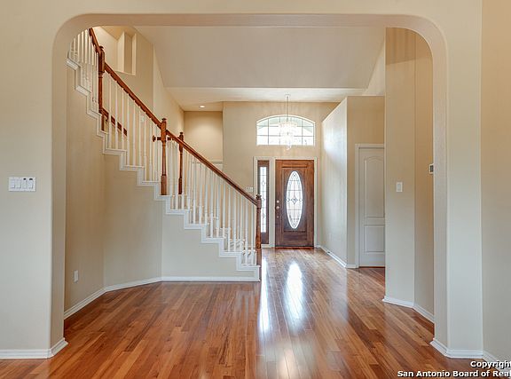 3rd image of 1614 Adobe Springs Dr