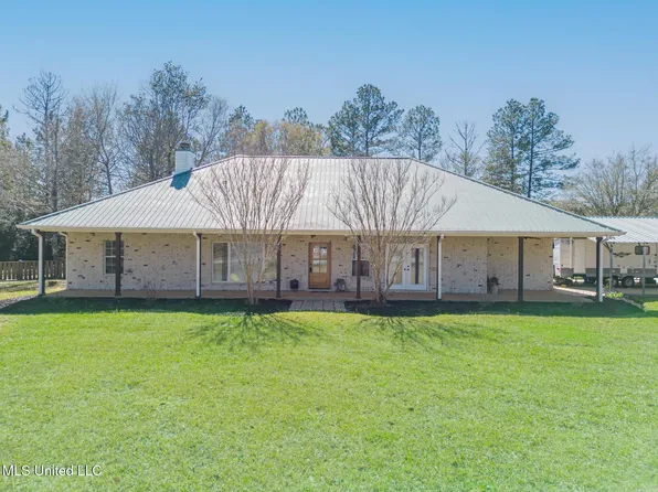 14613 Ramsay Oaks Dr, Vancleave, MS 39565