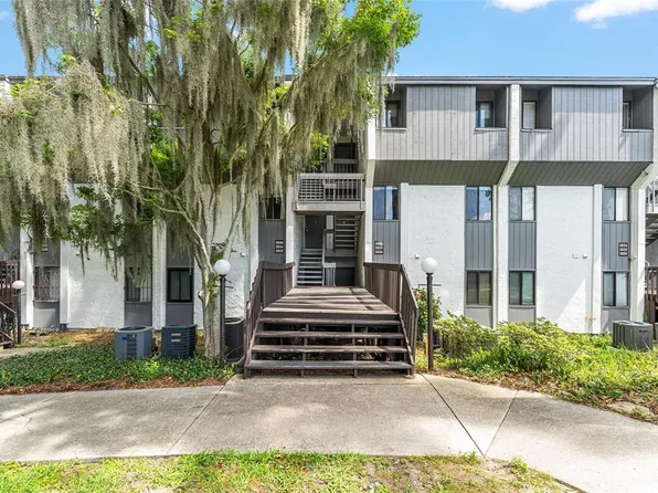 2838 SW 14th Dr, Gainesville, FL 32608