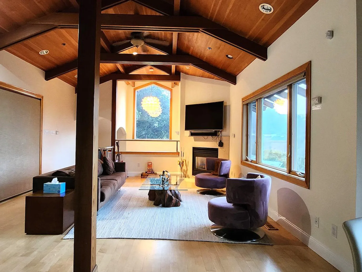 2 bed, 2.0 bath, $8,863 — Photo 3