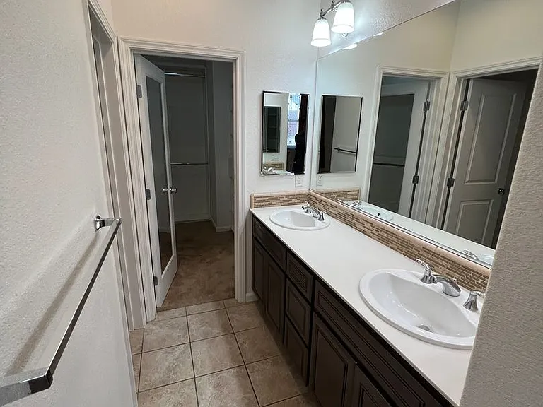 1141 Rock Ave — Photo 32