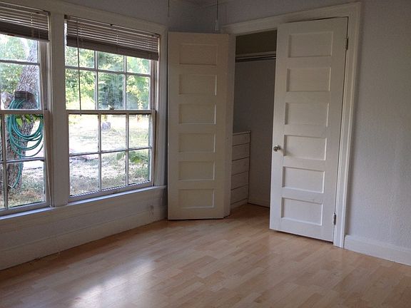 2nd image of 320 Pecan Dr APT A