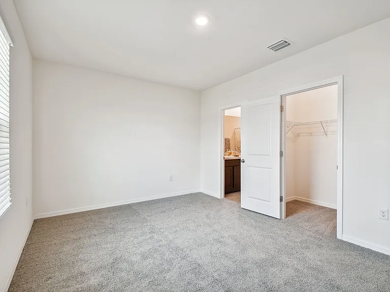 5679 English Oak Ln — Photo 28