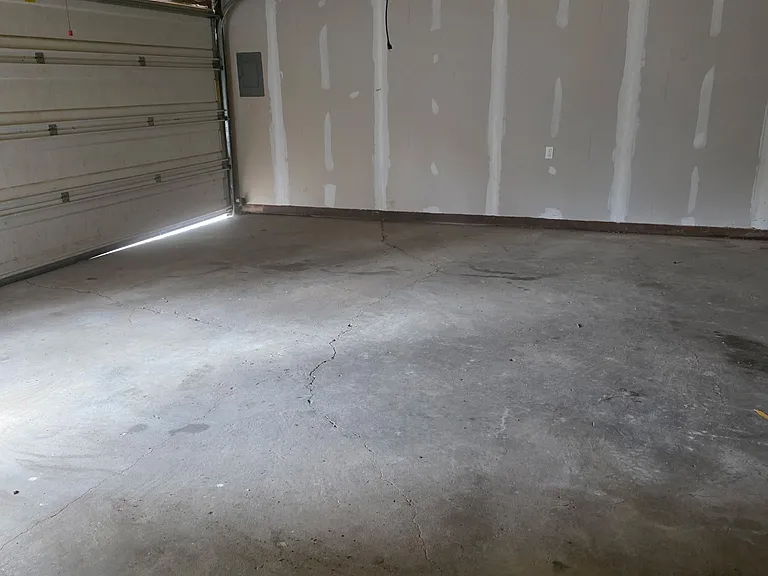 3175 Toledo Ave — Photo 8