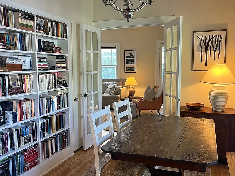 2409 N Upton St — Photo 14