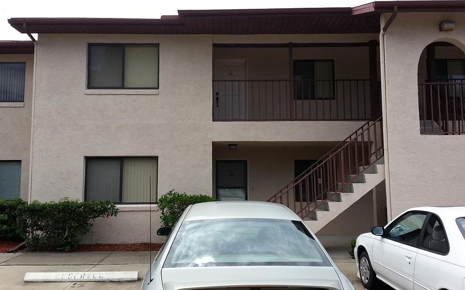 1st image of 303 La Paloma Ln