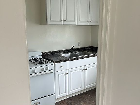4th image of 11887-89 N Jefferson Blvd #5564-70