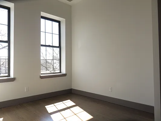 Rented by Rennit Inc. | media 61