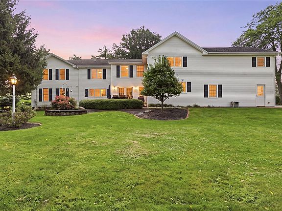 5th image of 2175 Scottsville Rd