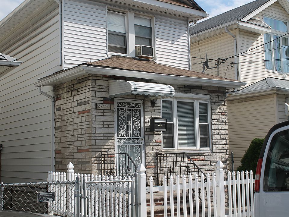 1st image of 1585 E 49th St