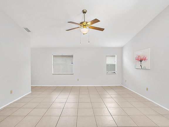 4th image of 13644 Laraway Dr