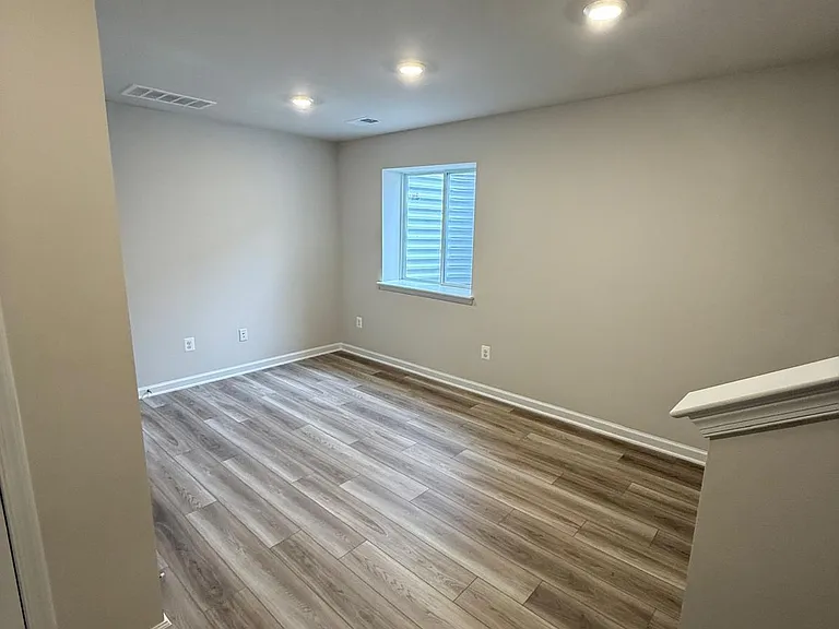 1353 Cedar Valley Rd — Photo 45
