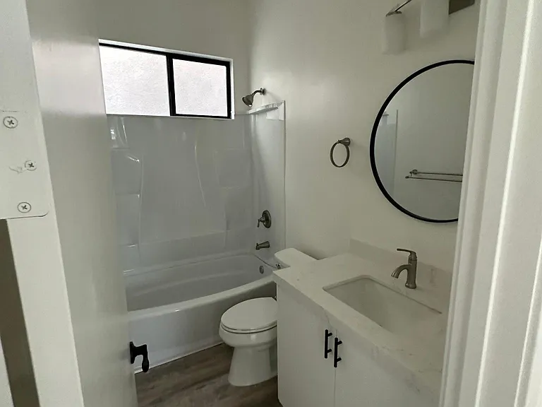 256 B Ave — Photo 7