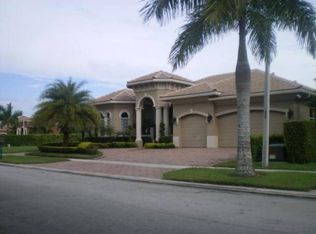 10661 Blue Palm St, Plantation, FL 33324