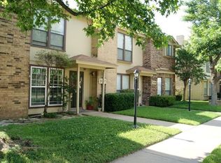 512 Pecan Acres Ct, Arlington, TX 76013