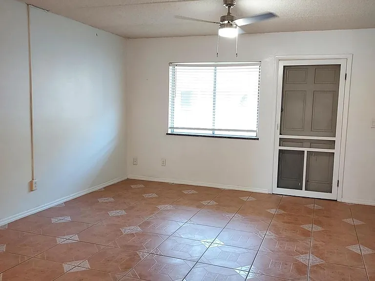 55 Vining Ct #204 — Photo 19