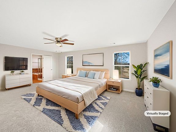 4th image of 3904 Faithway Dr
