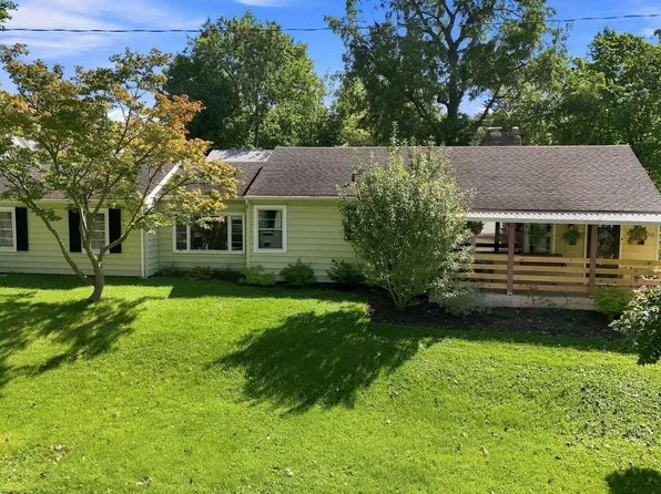2702 Leroy Ave, Fort Wayne, IN 46805