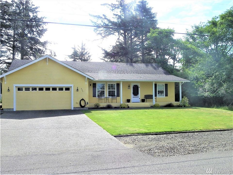 1st image of 282 Octopus Ave NE