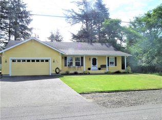 282 Octopus Ave NE, Ocean Shores, WA 98569