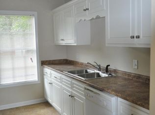 101 Lindsay Ct #B, Statesboro, GA 30458
