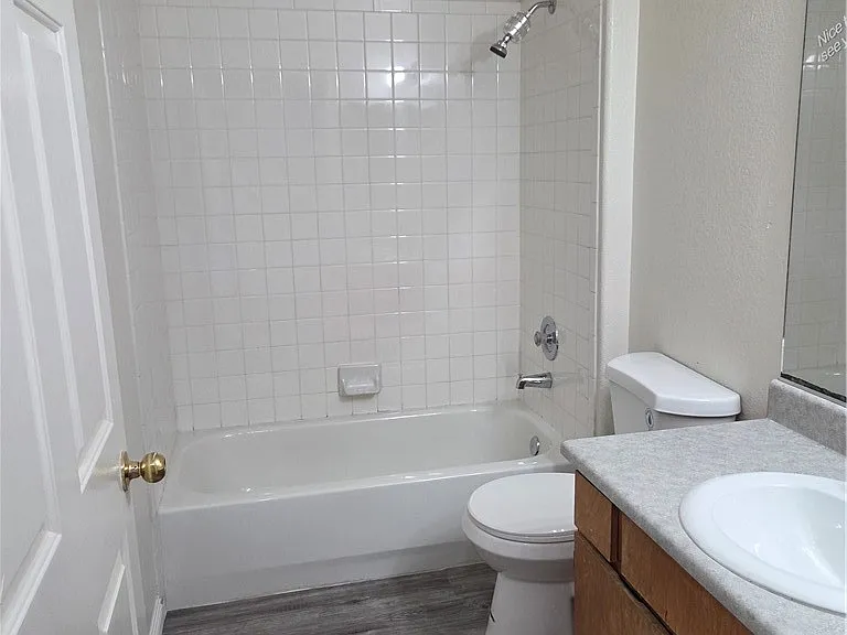 6553 McRae Ave #201 — Photo 13