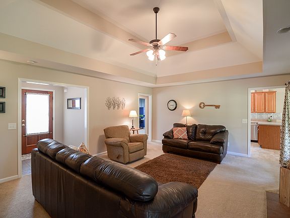 3rd image of 1061 Greystone Pl
