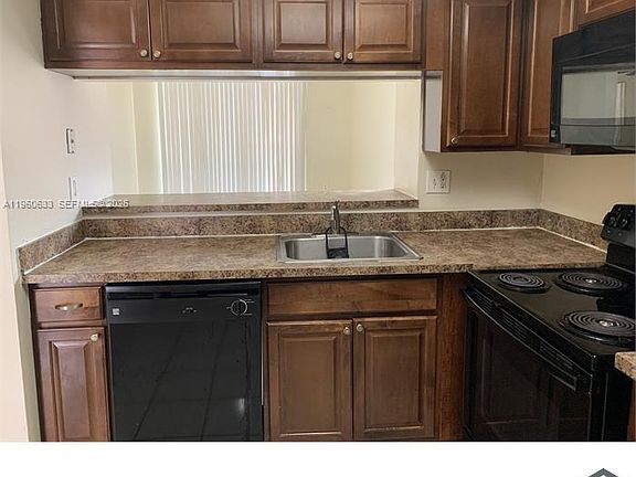 3rd image of 19791 SW 114th Ave APT 331