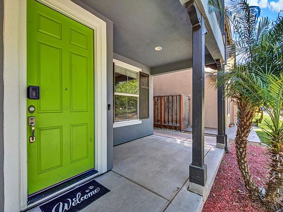 5th image of 1261 Valley Glen Drive