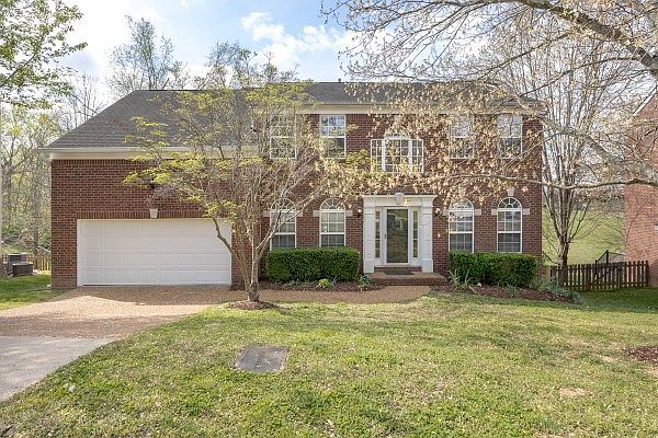 1st image of 808 Glenavon Ct