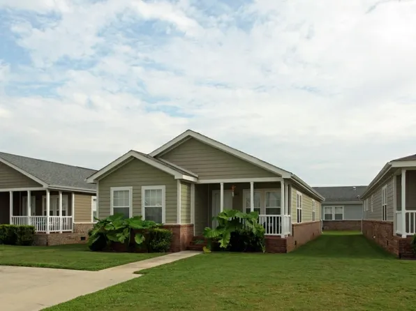 Inglewood Garden Homes, 21635 Sandy Springs Cir #F0adf649a, Robertsdale, AL 36567