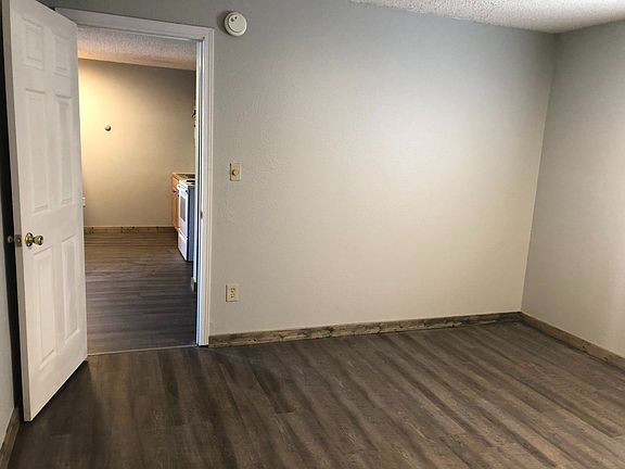 4th image of 200 Connell Ave APT B4