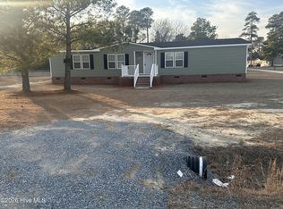 542 Red Oak Farm Rd, Tar Heel, NC 28392