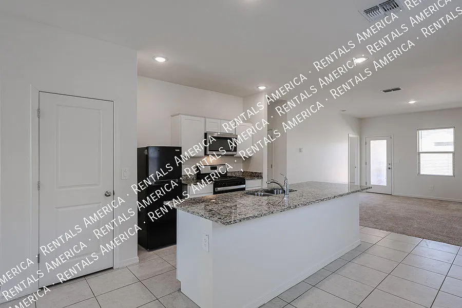 5720 W Sunrise Dr