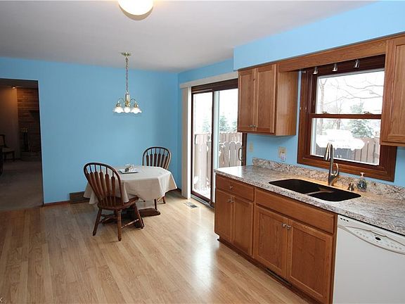 3rd image of 5159 Stevenson St